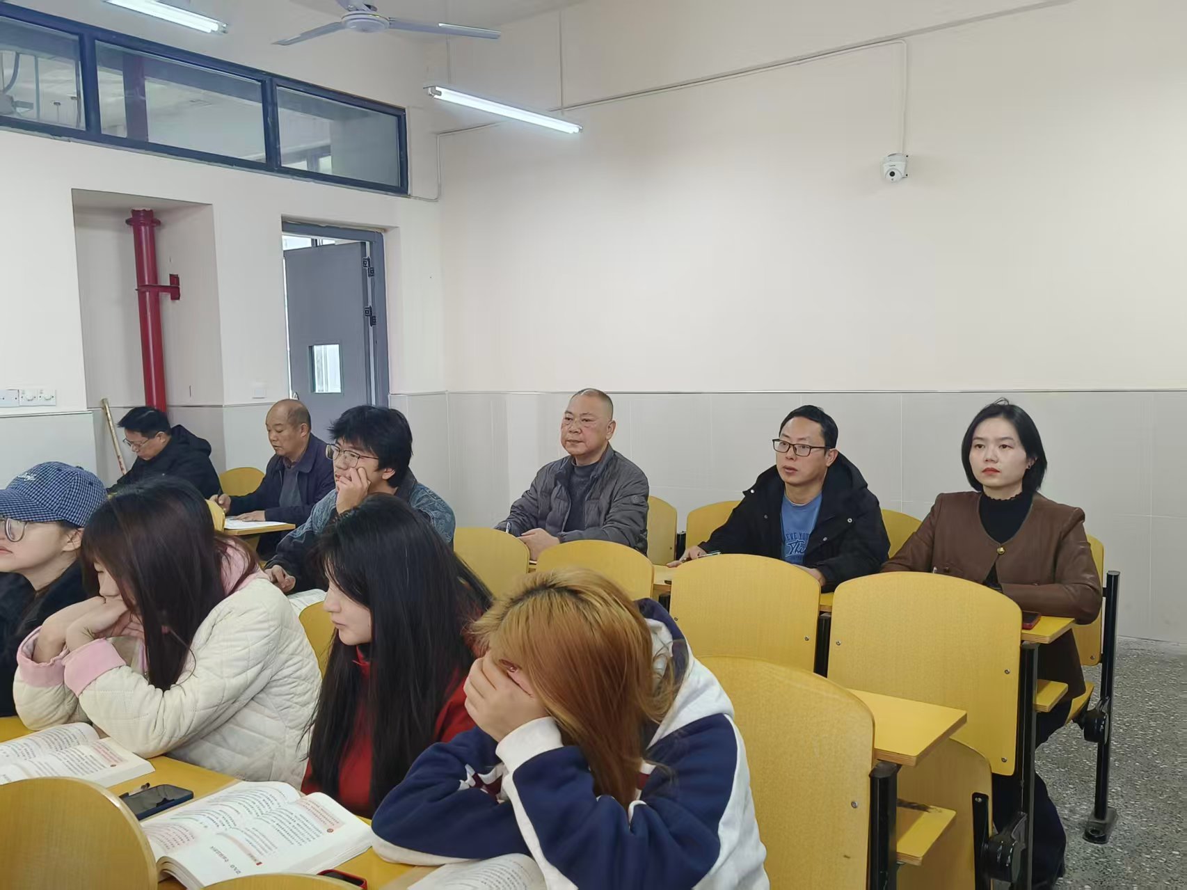 1763104909164451.jpg 1763104909164451.jpg